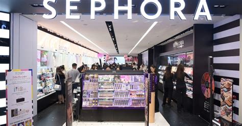 รวมรูปภาพของ Sephora ฉลองสาขาที่ 10 .